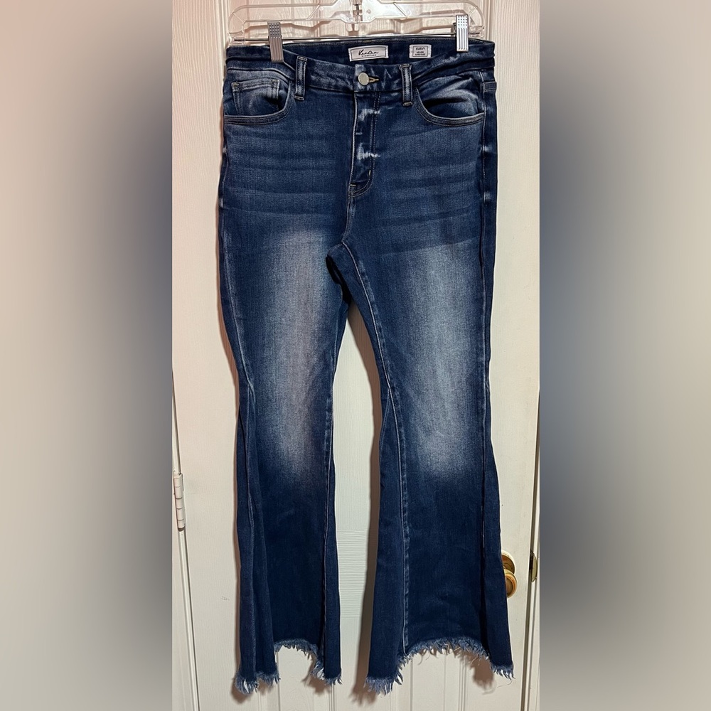 KanCan Dark Wash Curvy Flare Jeans Size 28